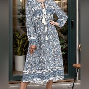 Lovely flowy boho hippie rayon dress in L